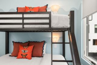 PLAY at 8th & Argyle Elite Nashville Vacation Spot - 5