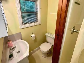 2-Bedroom Cottage #11 - Ambleside - 2