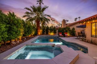 Azure Oasis-Saltwater Pool & Spa with Putting green! - 0