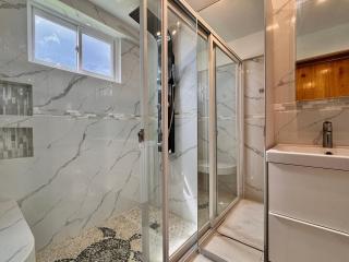 Sunset Suite - Beach Front Estates - 4