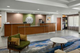 Fairfield Inn and Suites by Marriott South Boston - 8