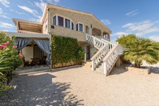 Apartments with parking space Vir - Torovi - Vir - Pedinka, Vir - 18577 - 9