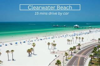 Modern - 8 mins by car to beach - Queen bed - Free parking - 7