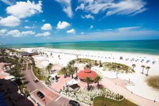 Modern - 8 mins by car to beach - Queen bed - Free parking - 3