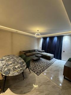 Luxury quiet apartment near to stadium&airport - 0