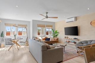 Walk to Trestles Beach Duplex w Ocean View El Camino Surfhouse by AvantStay - 8