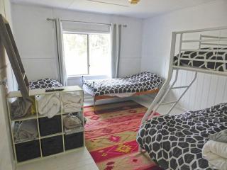 Viv's Place - 5