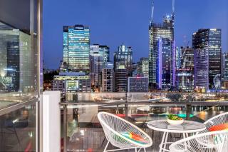 Panorama South Bank River View 2B Apartment - 0