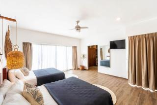 18-Bed 9BD Hotel Villa - Pool & Kitchen - Full Concierge - 3