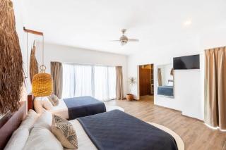 18-Bed 9BD Hotel Villa - Pool & Kitchen - Full Concierge - 2