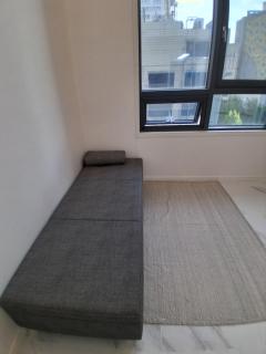 L house near Sinchon station and Ewha Womans Univ station - 8