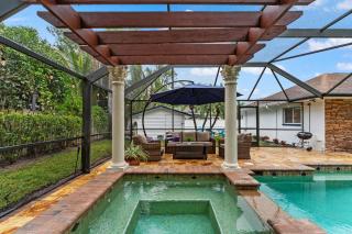 Blue Oasis, The Perfect Getaway with Heated Pool - 5