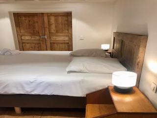 2-bedroom cottage with park and deer park - 6