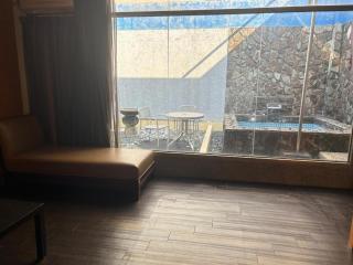 Lyon Crystal Diamond Motel - 1