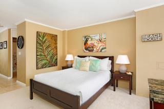 Ilikai Marina #1587 - Honolulu - 2