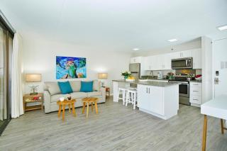 Waikiki Banyan #612-T1 - 2