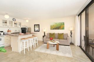Waikiki Banyan #2410-T2 - 8