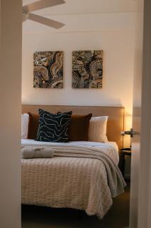 The Waratah House - Modern Coastal Retreat near Cafes & Beach - Mona Vale - 7