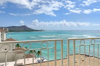 Waikiki Shore Penthouse #2 - 8