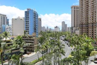 Ilikai #607 - 7