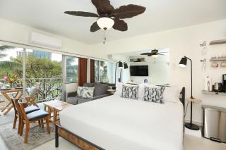 Waikiki Shore #414 - 9