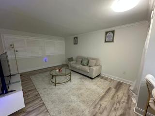Stylish Knoxville Stay Minutes from Neyland Stdm - 0