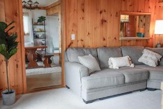 Cozy Lakefront Cottage on Black Lake - 1