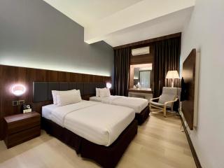 The Landmark Hotel - 9