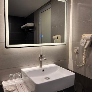 The Landmark Hotel - 7
