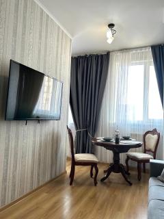 Квартира Достык плаза - Almaty - 1