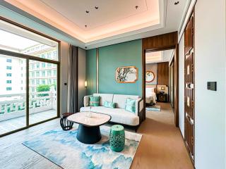 Guangzhou Dong Fang Hotel - 4