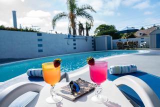 * - The Leucadia Beach Grotto - * An Encinitas Gem - 6
