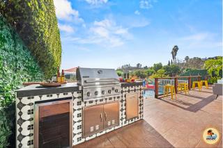 6BR San Diego Escape Pool Spa and Sunset View - 8