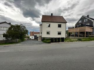 Central Trainstation Apartment with free Parking - 9