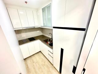 Stylish Luxe Apt in Gentry Manor - 8