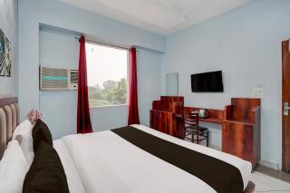 Super Hotel O Sector 52 Chandigarh Formerly Hari Residency - 3