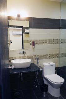 ShriGo Hotel Banaras - 9