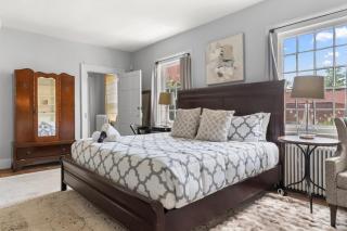 The Grand Escape 2 Historic Homes Sleeps 18 - COMBO - 6