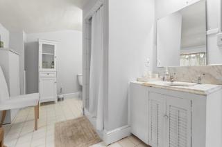 The Grand Escape 2 Historic Homes Sleeps 18 - COMBO - Alexandria - 3