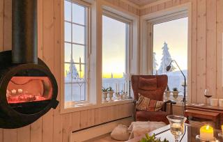 Beautiful Home In Sjusjøen With Wifi - 9