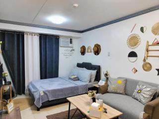 Budget Staycation By Melanie - 2