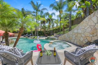 The Ultimate Escape Pool, Slide, Gym plus Games! - 0