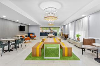 Spark by Hilton Des Plaines Chicago O'Hare - 1