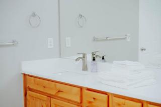 5040 Sqft l Sleeps 25 l Near Ski & Downtown SLC - 8