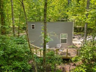 NEW, Promo Pricing - Karmic Loft Woodland Escape - 0