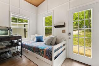 NEW, Promo Pricing - Karmic Loft Woodland Escape - 9