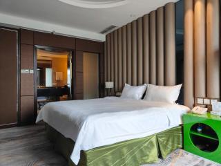 Ruiting Bamboo Island Hotel - 4