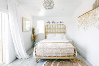 Relaxing Mission Beach Getaway - 300ft to sand - 0