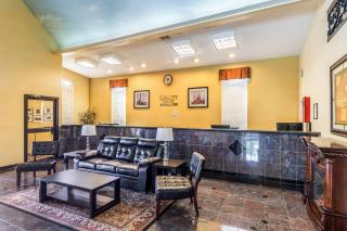 CasaBlanca Inn & Suites Houston - Spring - 4