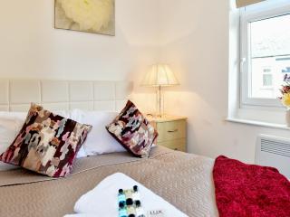 Pass the Keys Stylish House with Great location in Canton - Cardiff - 9